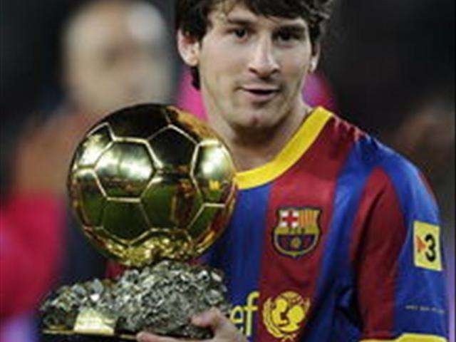 阿扎尔梅西金球奖,阿扎尔谈梅西和c罗出局