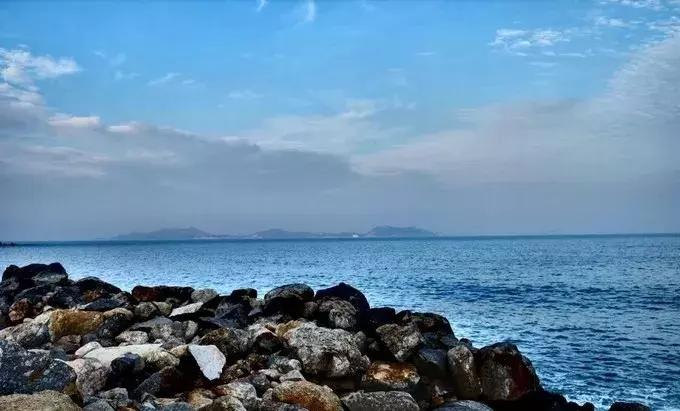 深圳哪个海滩干净又不收费的,深圳最值得去的十大海滩