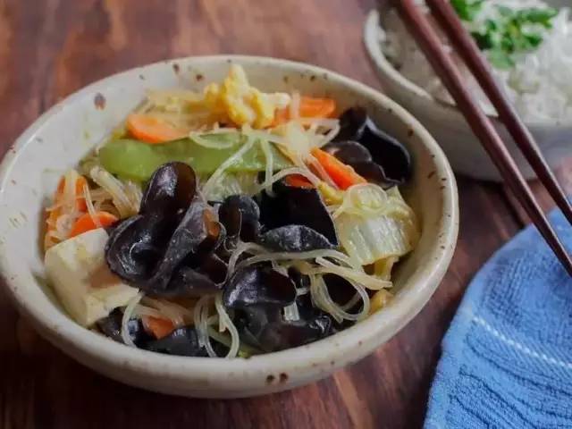 木耳怎样泡发又软又好吃,木耳怎么泡营养最丰富