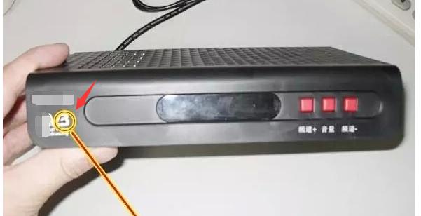 隐形摄像头针孔怎么找出来,发现针孔摄像头最好用的办法