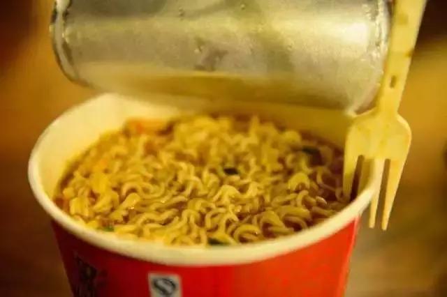 杨幂如何面对发际线的问题,如何拯救杨幂同款发际线