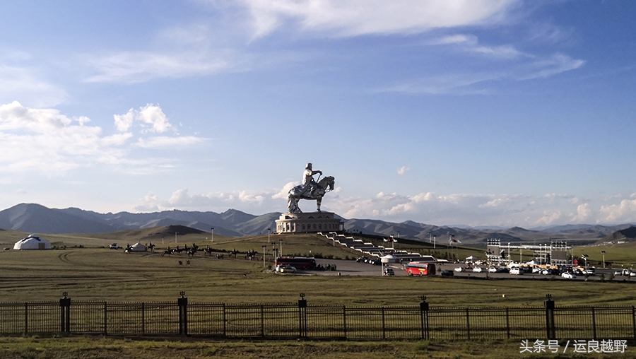 你问我归来由何方，我指着外蒙的方向