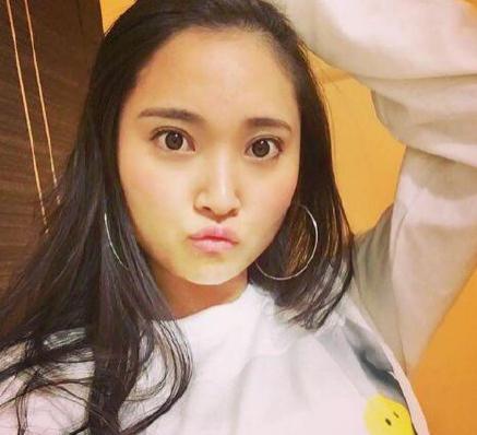 蒋劲夫新恋情记录,蒋劲夫公开恋情后晒照