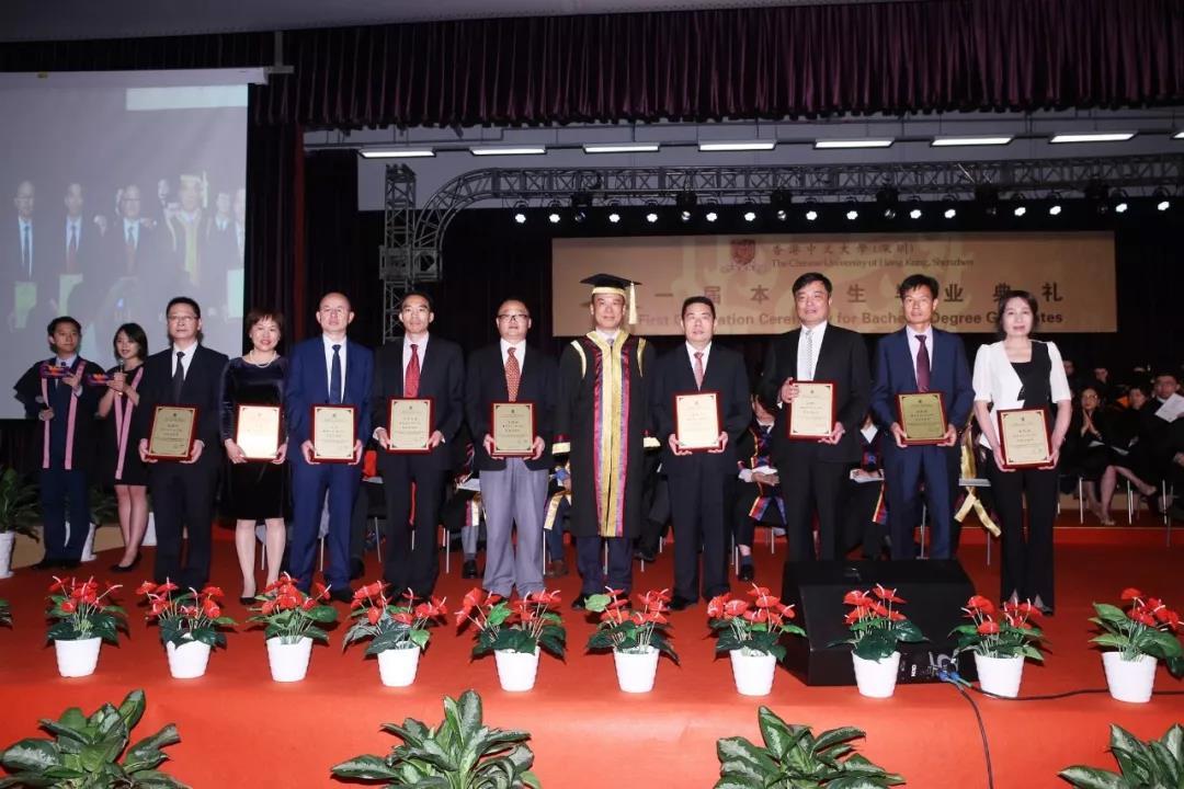 最有意义的大学毕业典礼,最感人催人泪下的毕业典礼