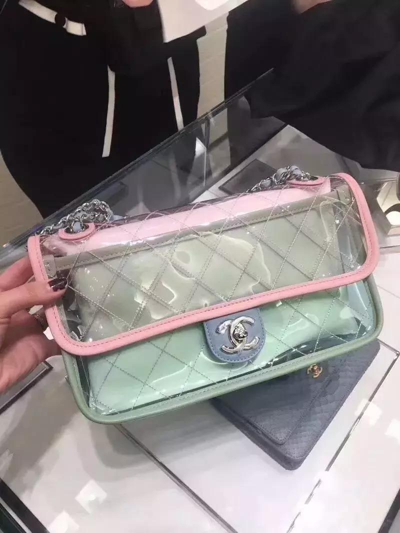 香奈儿透明口红雨衣,香奈儿夏季雨靴