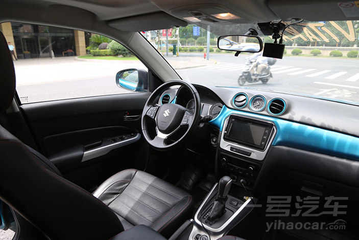 铃木维特拉长途测评,刚柔并济戈壁试驾长安铃木维特拉