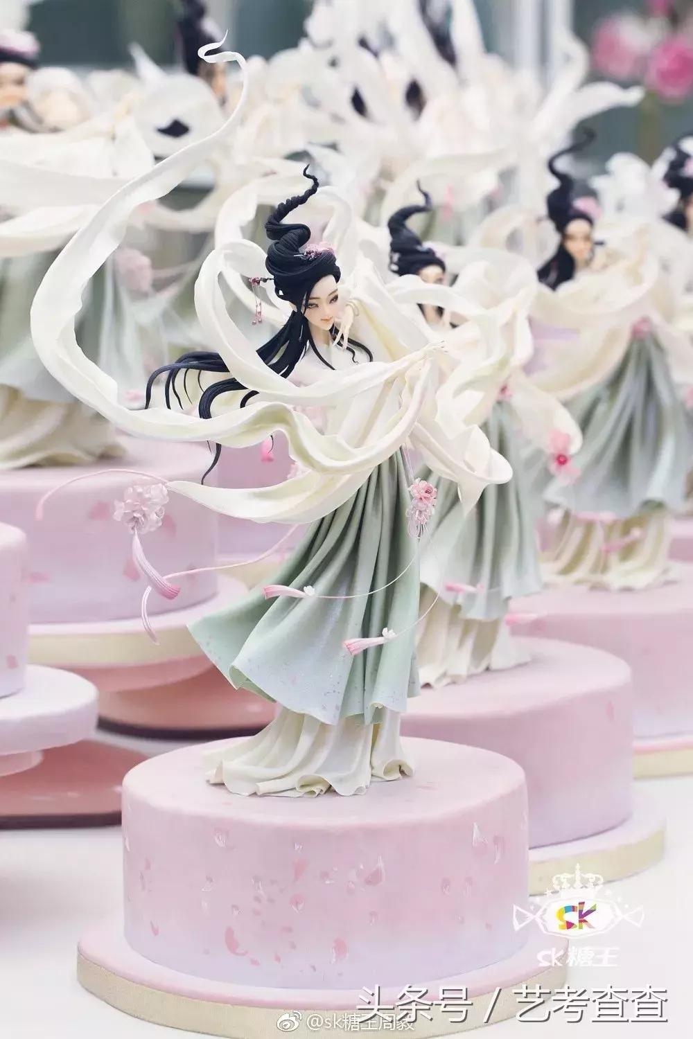 她做的甜品超级治愈,古风美人蛋糕