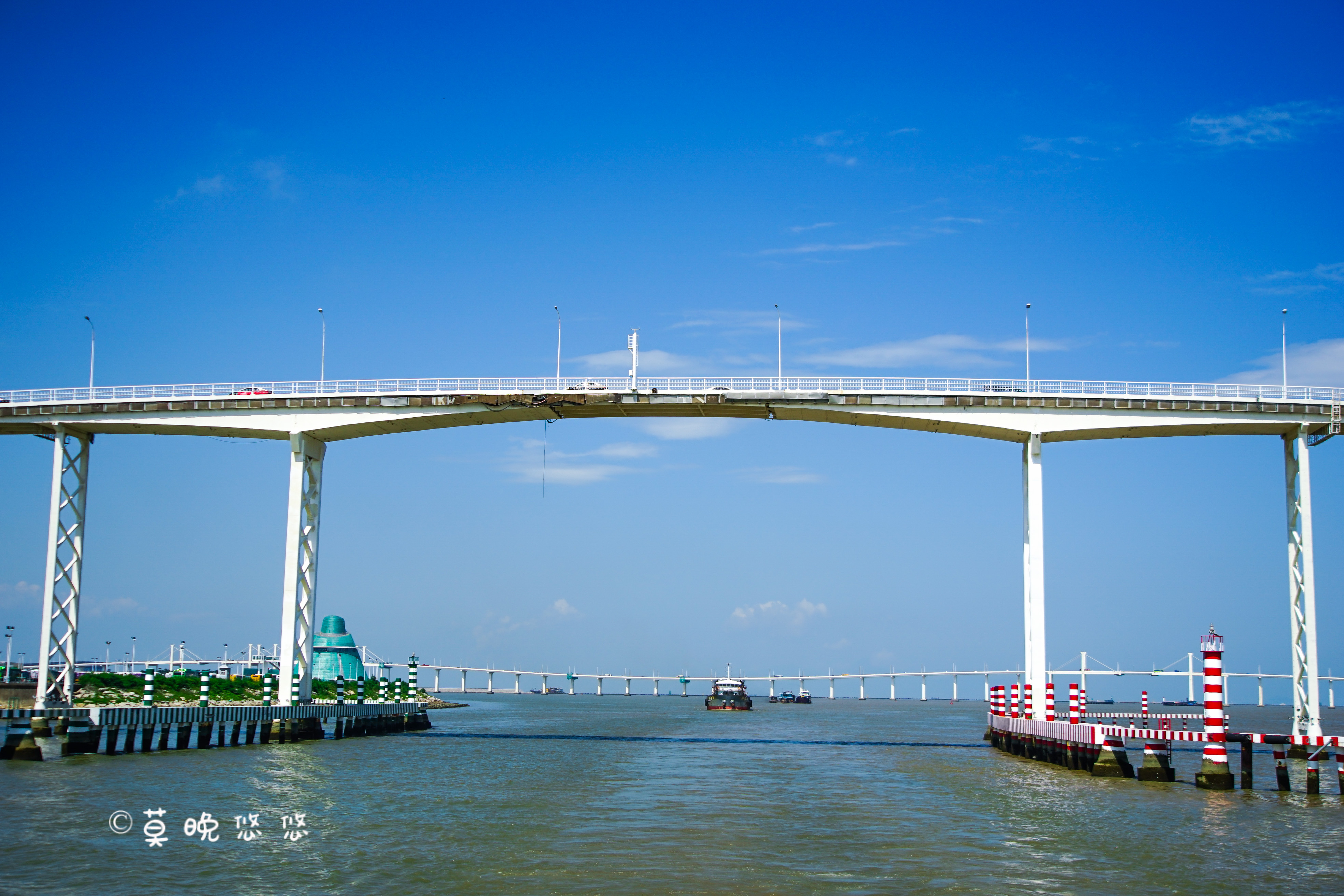 珠海旅游新地标，90分钟游船，看世界最长跨海大桥