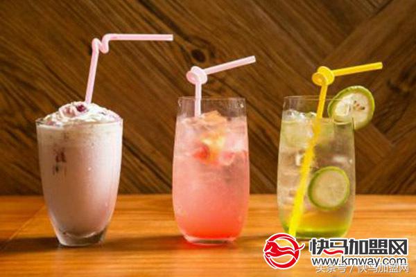 冷饮加盟店10大品牌加盟费,天津开一家冰激凌冷饮加盟店