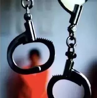 「关注」美女陪聊14天，只为卖外公家滞销茶叶……微信惊现新*局骗**！防不胜防！