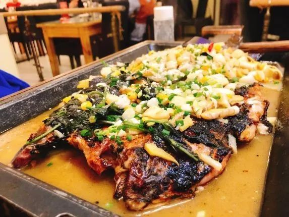 最新长沙美食推荐必吃,长沙美食攻略本地人带你吃遍全城