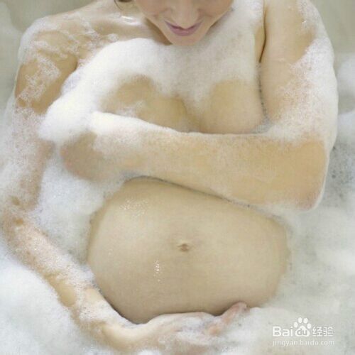 孕初期洗澡注意事项及禁忌,孕妇洗澡的正确方法和注意事项