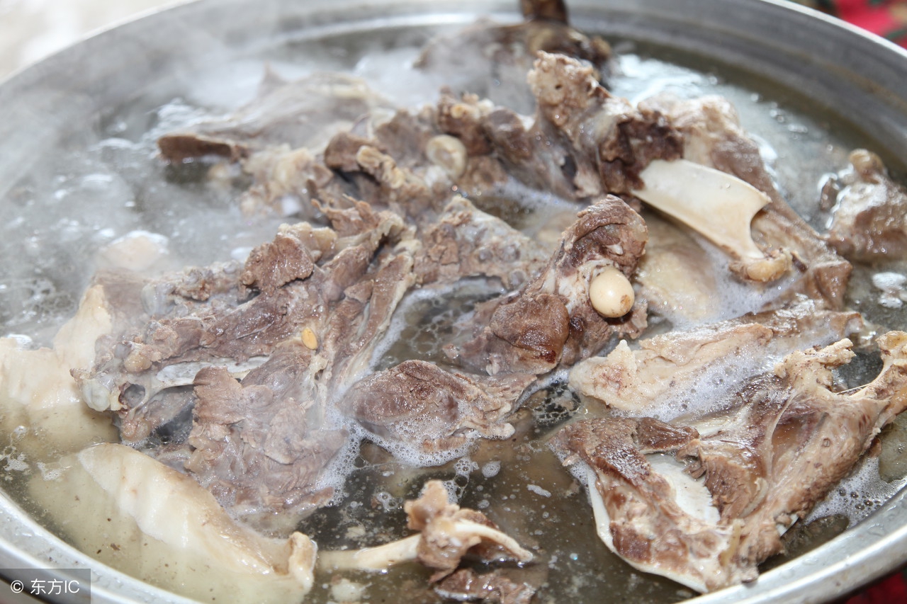 为什么自己冻的羊肉嚼不烂,烤羊肉肉嚼不烂的原因