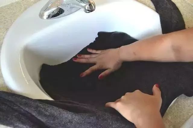 亚麻缩水衣服最快还原办法,衣服缩水了怎么办教你三招还原