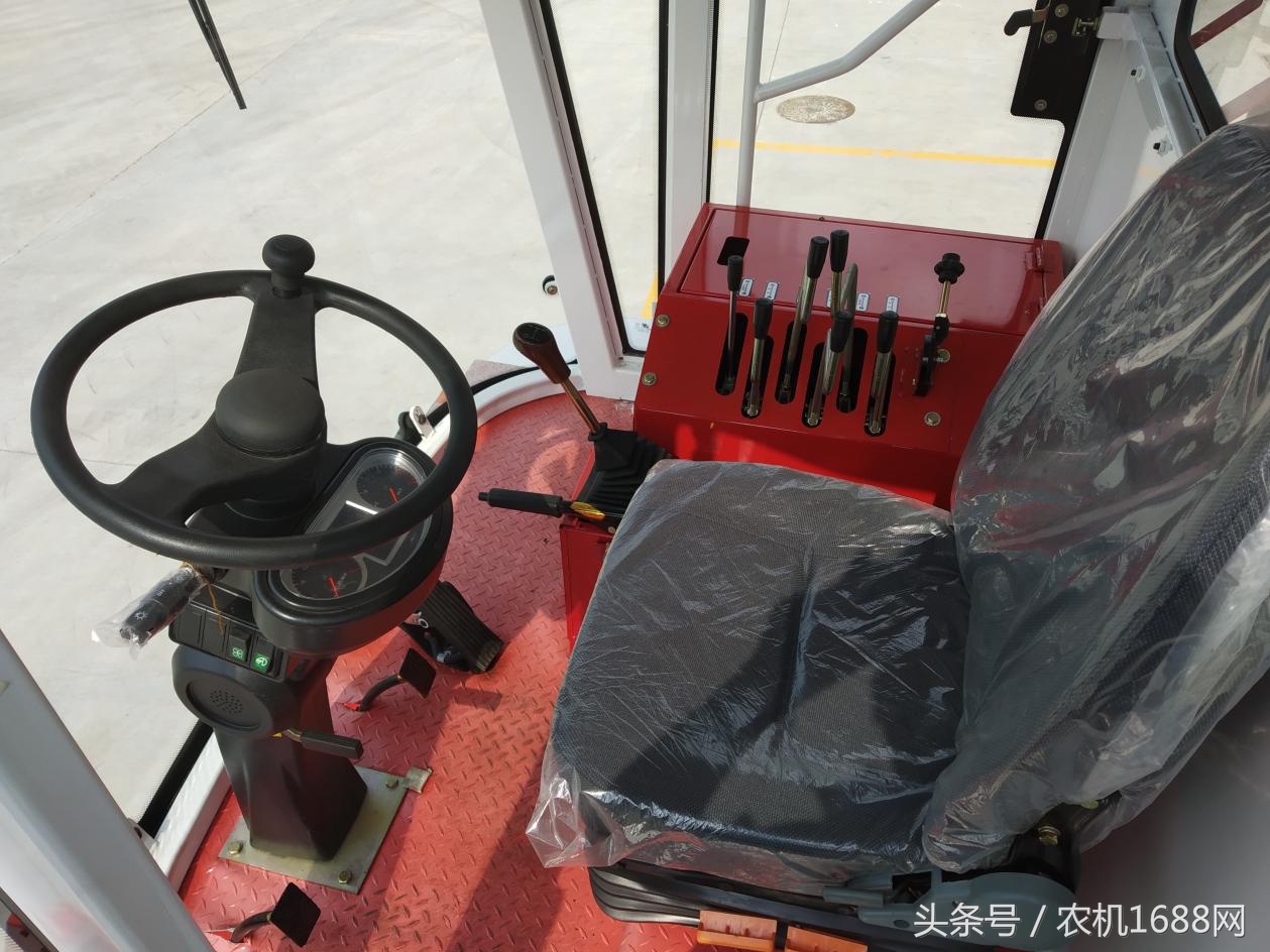 花生简易收获机,最新款的花生播种机