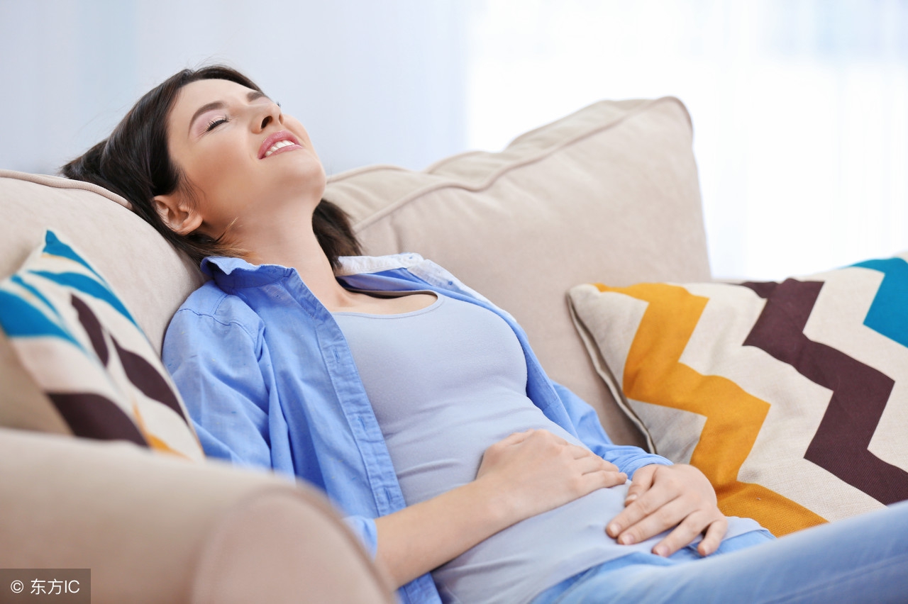 怀孕38周老是反胃怎么回事,孕38周总感觉小腹胀胀的怎么回事