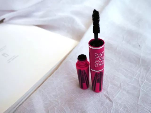 8款热门睫毛膏专业测评，Angelababy最爱的睫毛膏居然垫底了！