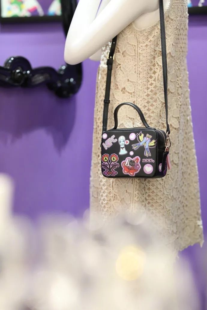 肯德基趣事,肯德基最新联名包包怎么获得