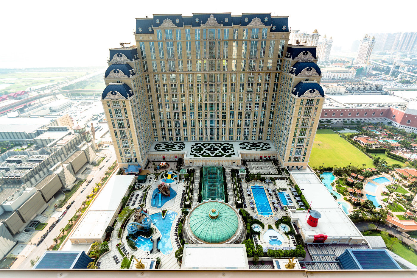 澳门巴黎人时尚秀,澳门巴黎人夜景震撼视频