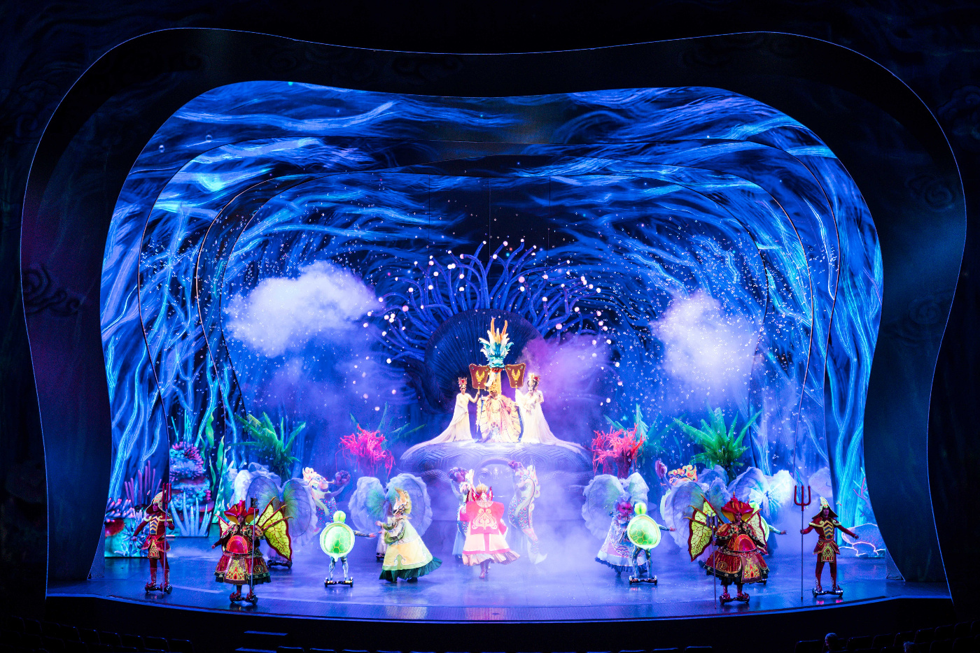 澳门巴黎人时尚秀,澳门巴黎人夜景震撼视频