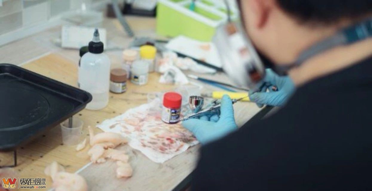 宜宾传奇80后电视台的工作不要去自己开工作室，终成模玩第一人！