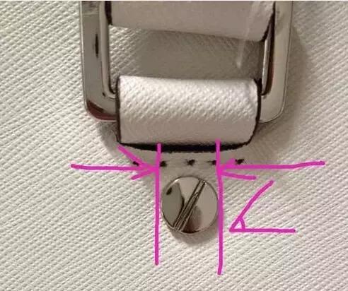 怎么区分正品和高仿的mk,mk正品和仿品能看出来吗