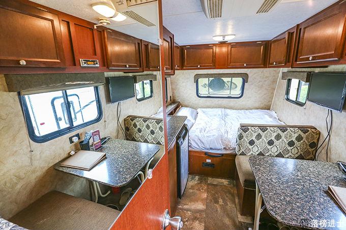 北戴河碧螺塔奇幻秀表演,碧螺塔公园都有啥表演