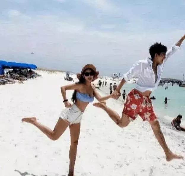 韩*歌国**手米娜与小18岁老公度蜜月，这对“母子恋”打破年龄差距