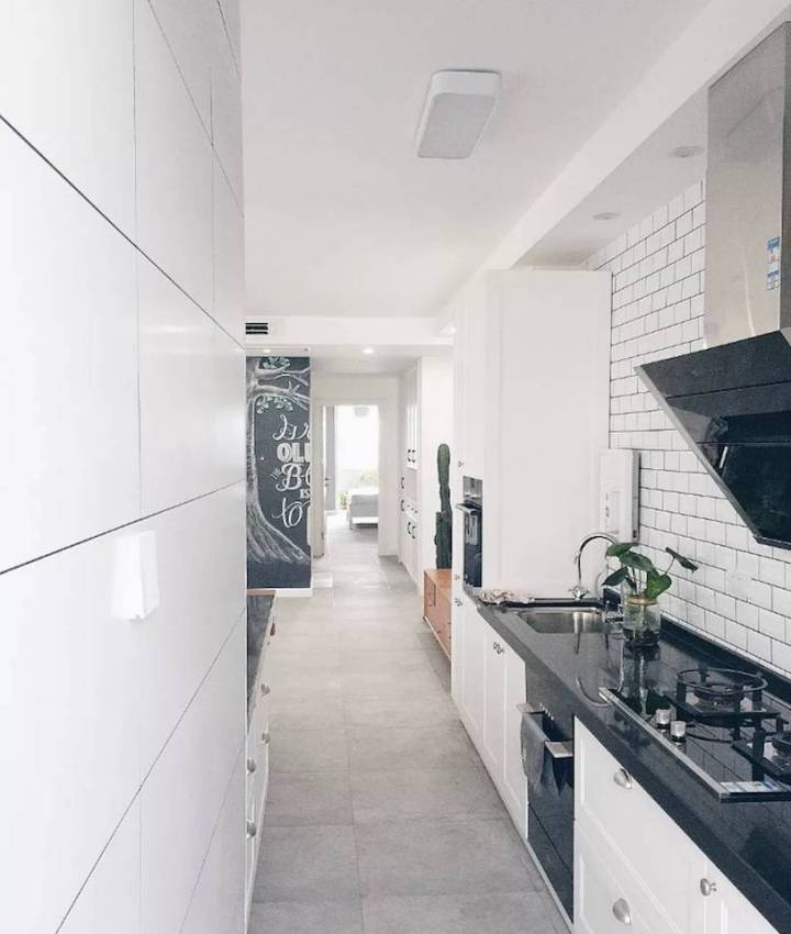 家具和墙有缝隙用什么胶,家具与墙之间的缝用什么补好