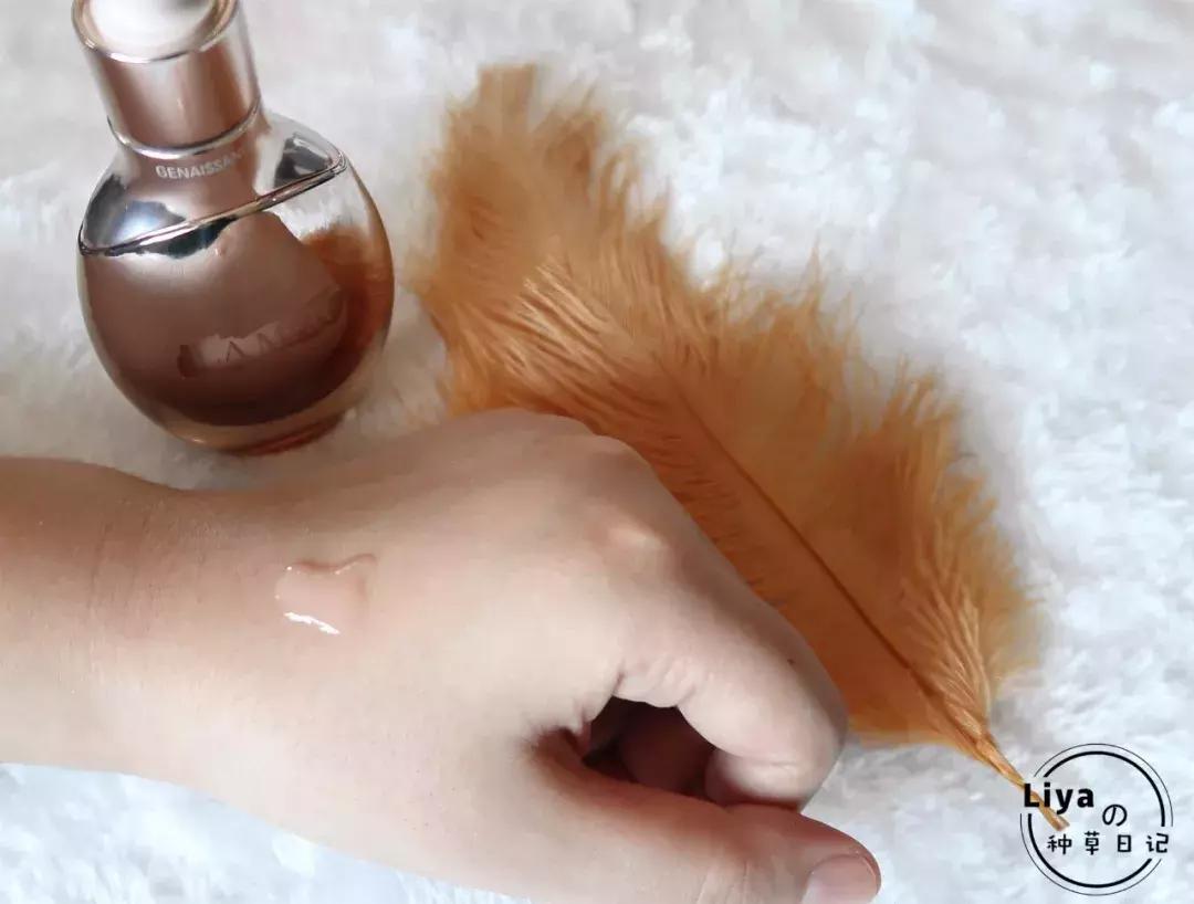 用着两三千一套的护肤品,用着8000一套的护肤品