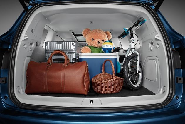 2023款jeep大指挥官落地价格,jeep指挥官混动上市