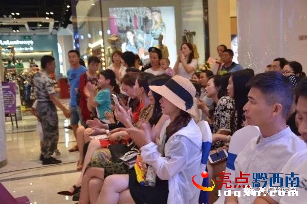 兴义汇金购物中心美食广场在哪里 (兴义市汇金购物中心)