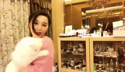 女明星一条小红书赚95万？狂推三无微商？