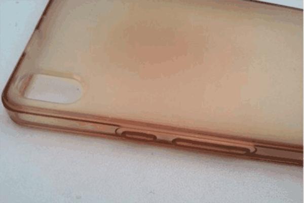 手机壳变黄了不要丢,手机壳发黄用它泡一泡干净又透亮