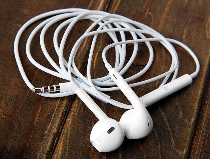 苹果耳机和oppo丹拿耳机音质对比,苹果耳机的音响效果怎么样