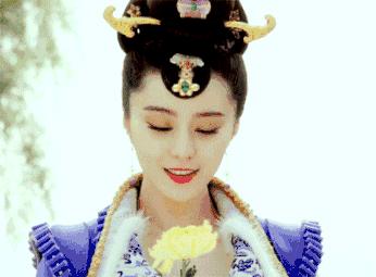 什么口红可以白到发光,什么样的口红可以让口红变黑