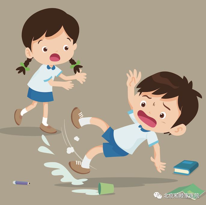 宝宝头部摔伤怎么办,小孩摔伤头部怎么办