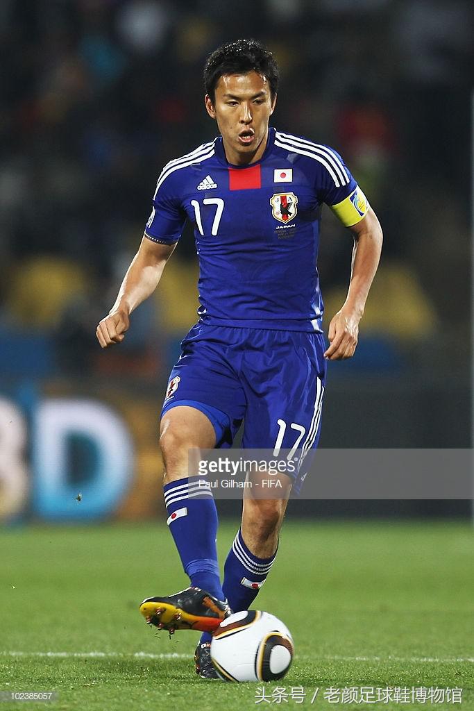 世界杯战靴盘点,南非世界杯复刻版足球鞋