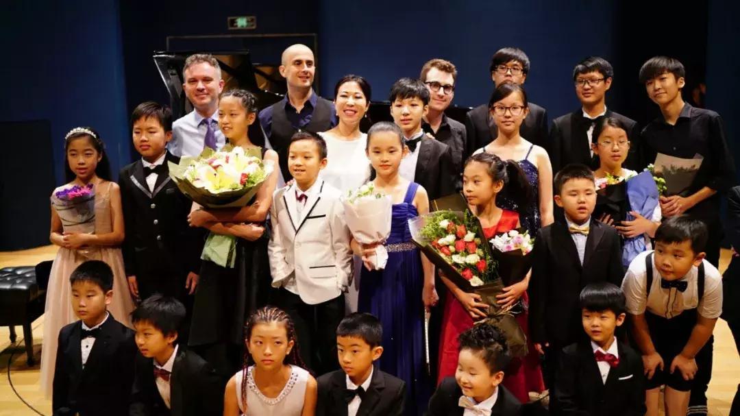 牛莉毕业于什么大学,音乐界的哈佛茱莉亚音乐学院