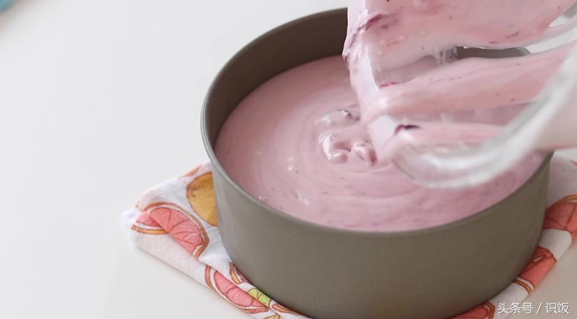 不烘烤的甜品蓝莓奶油芝士蛋糕,自制甜品蓝莓芝士蛋糕