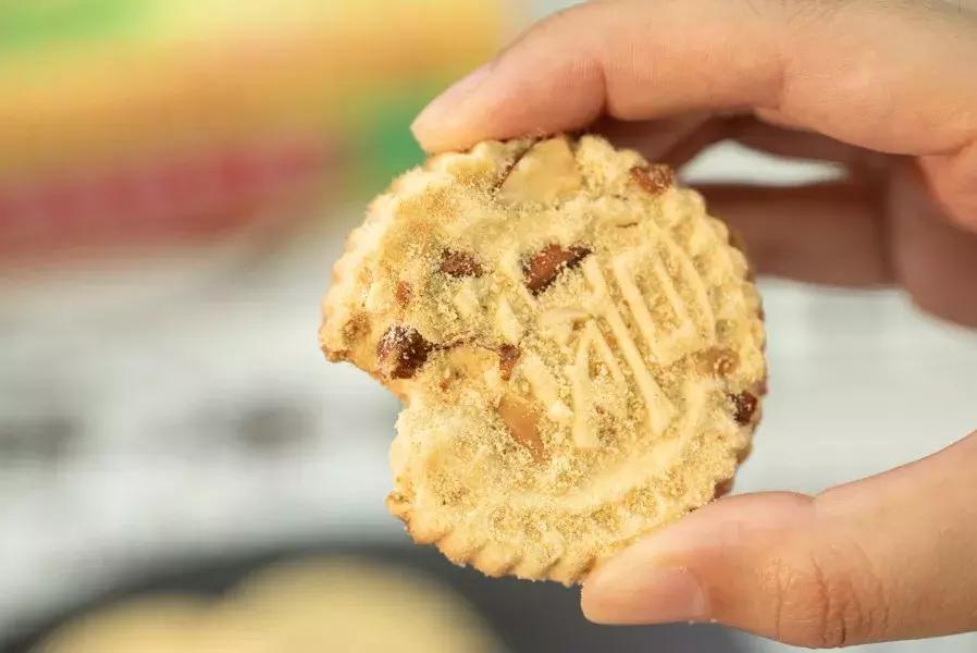 澳门手信饼,澳门手信杏仁饼探店