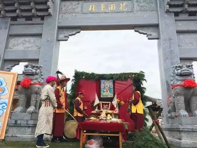 宁可错过世界杯也不要错过云南的火把节！