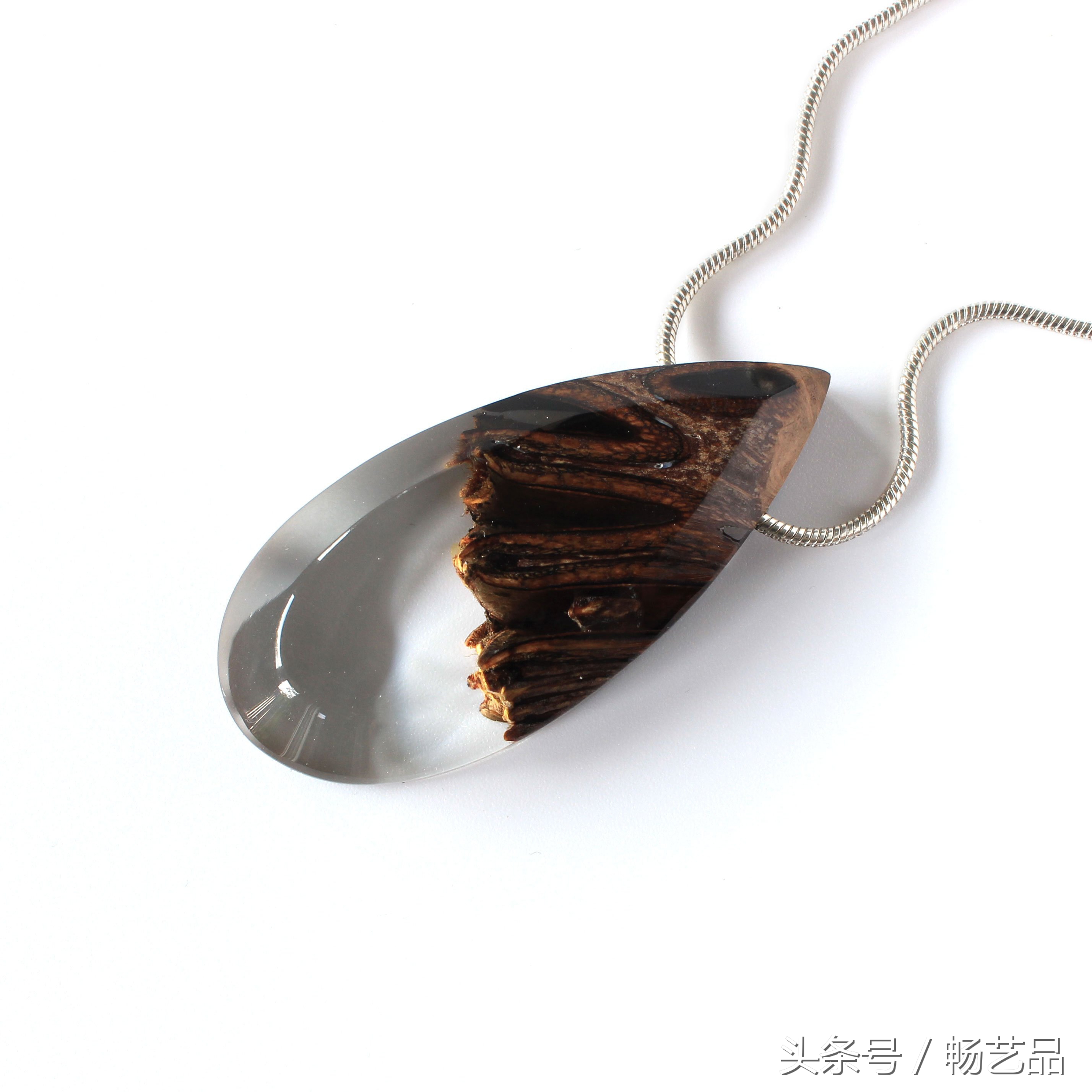 手工水晶吊坠项链图片,手工diy水晶串珠项链教程