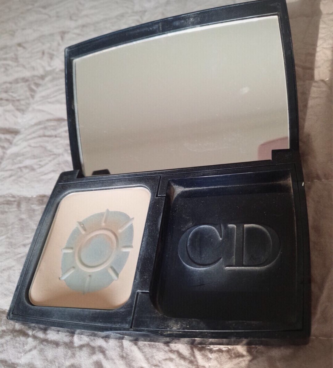 亲测最好用的油皮粉底液,定妆控油散粉亲测