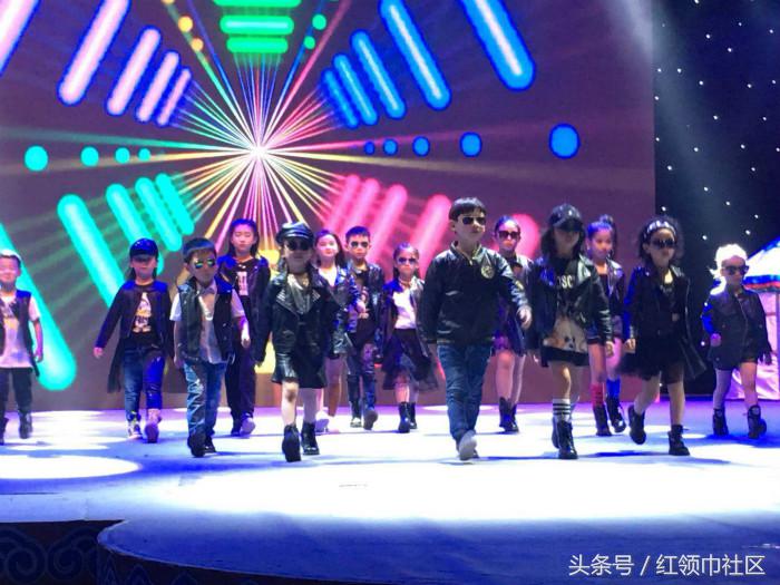 美丽中国草原舞,美丽中国美丽草原广场舞