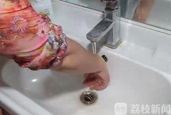 烫伤后用青草膏,烫伤后涂青草膏能止痒吗