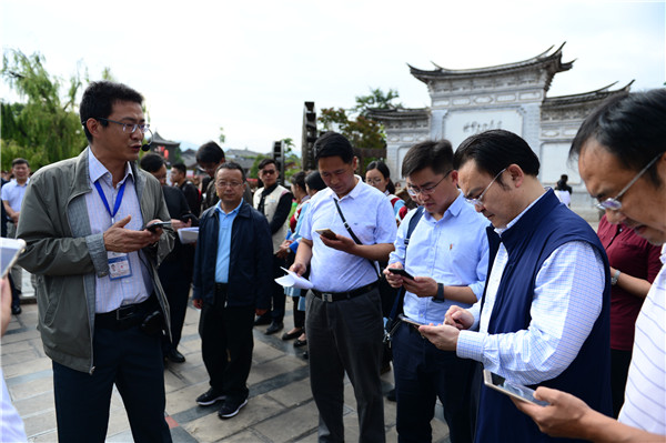 一部手机游云南怎么操作,云南丽江旅游深度游