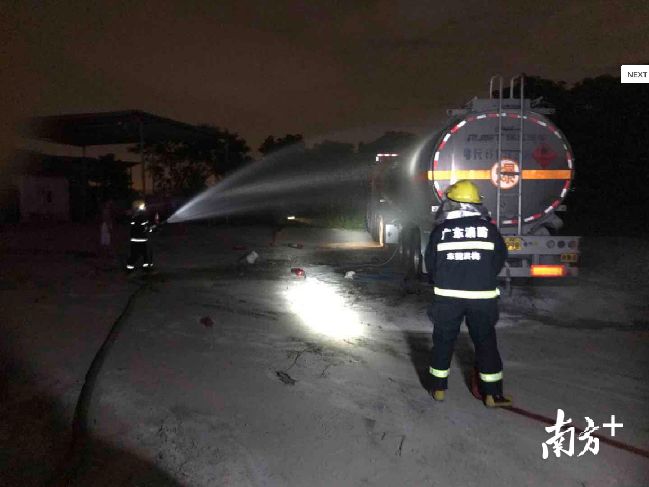 油罐车加油过程中注意事项是什么,油罐车危险操作爆炸事故