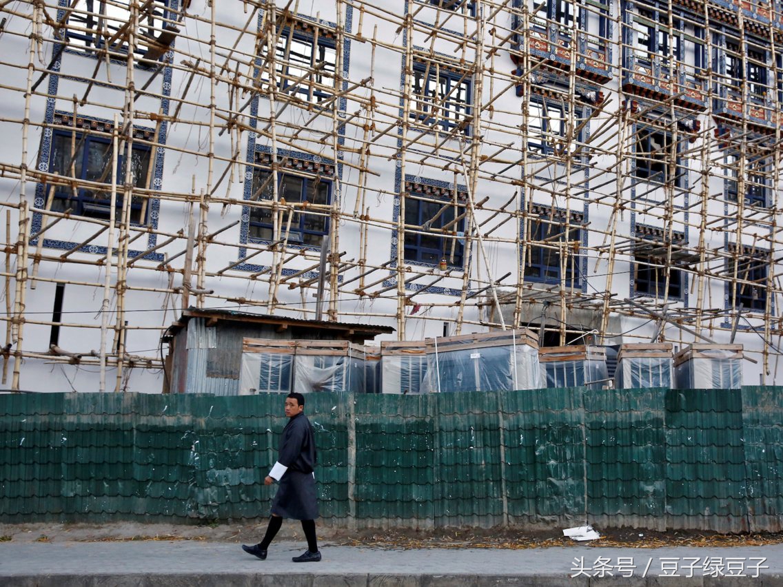 没有红绿灯的不丹,没有交通灯的不丹首都