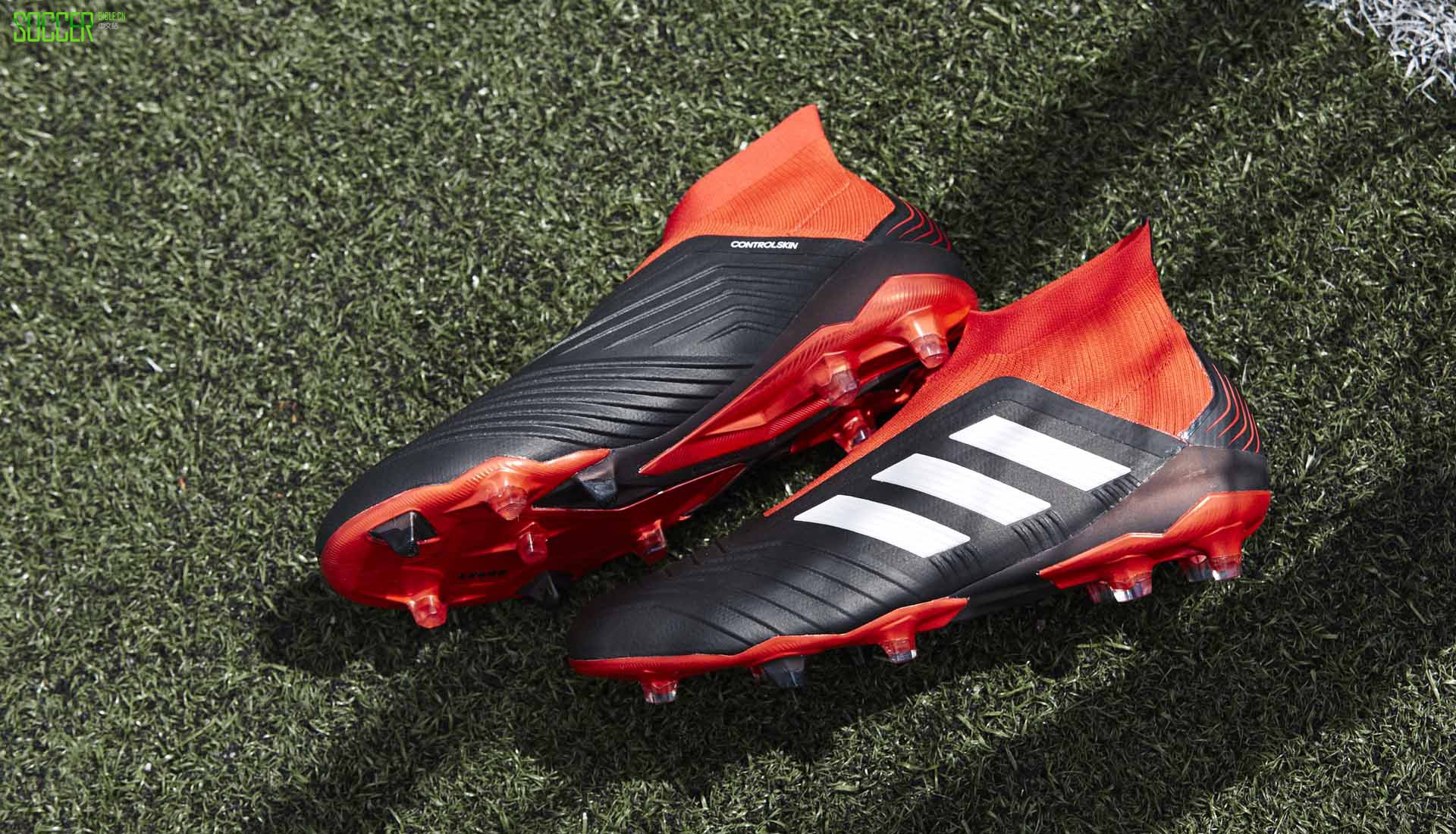 阿迪达斯发布Predator 18+ Team Mode猎鹰足球鞋